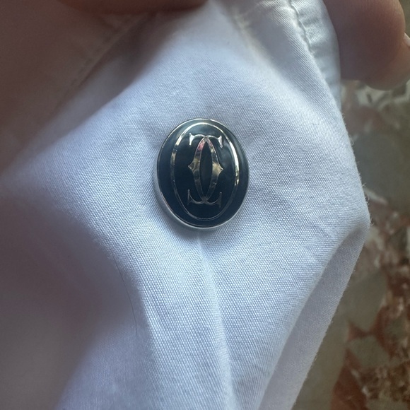 Cartier lapel pin. - Picture 3 of 3